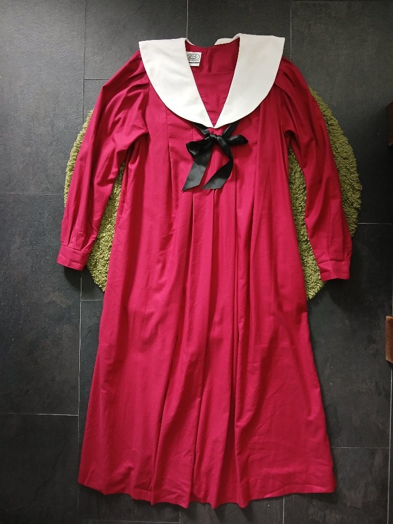 Vintage jaren 80 wijn rode Laura Ashley jurk, grote kraag, Kleding | Dames, Verzenden, Zo goed als nieuw, Maat 36 (S), Laura Ashley