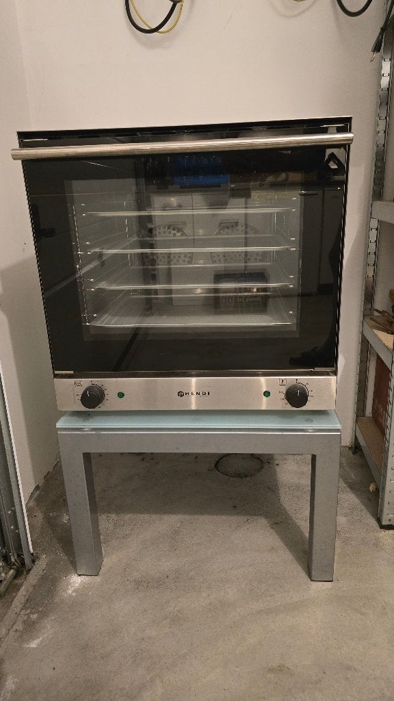 Professionele Hendi H90 Heteluchtoven + 4 bakplaten en tafel, Ophalen, Overige merken, Horeca-oven, Hete lucht