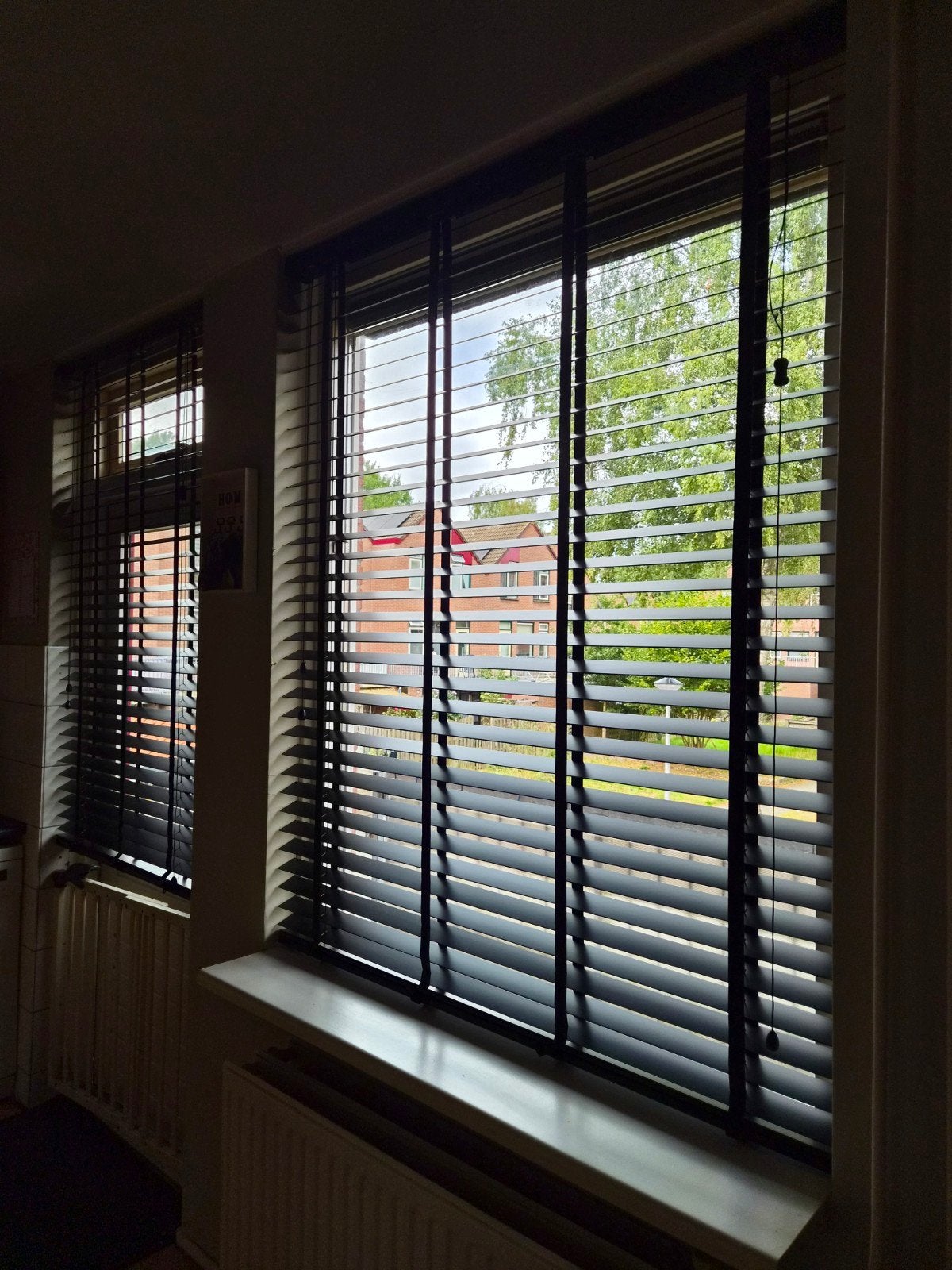 Prachtige 4x houten jaloezieën zwart 50 mm met ladderband, Ophalen, Zwart, Jaloezie, Ladderband