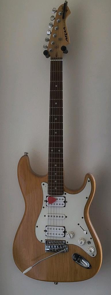 Aria STG-006 HSH Elektrische Gitaar - Natuurlijke Finish, Ophalen, Gebruikt, Solid body, Overige merken