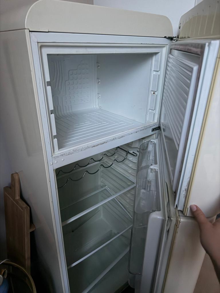 Smeg koelkast met groot vriesvak - Retro design, Ophalen, 150 tot 200 liter, Gebruikt, 60 cm of meer