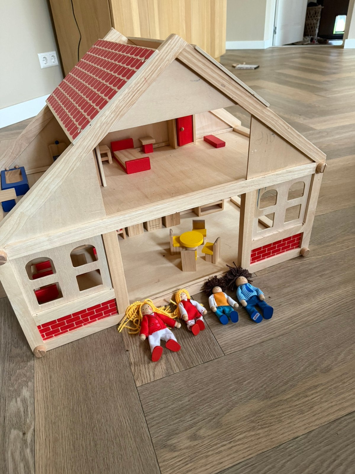 Houten poppenhuis compleet, Kinderen en Baby's, Ophalen, Gebruikt, Poppenhuis