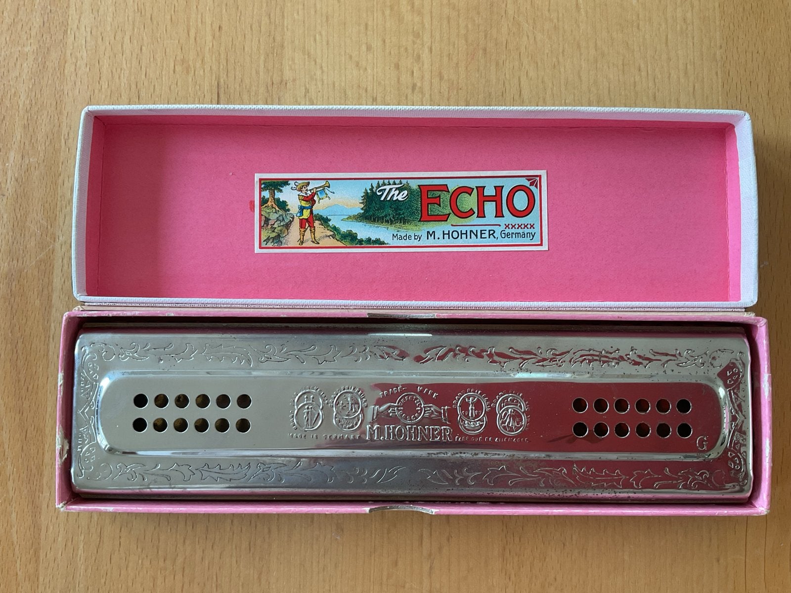 M. Hohner The Echo mondharmonica C/G met doosje, Muziek en Instrumenten, Gebruikt, Overige typen, Ophalen of Verzenden, Met koffer of doosje