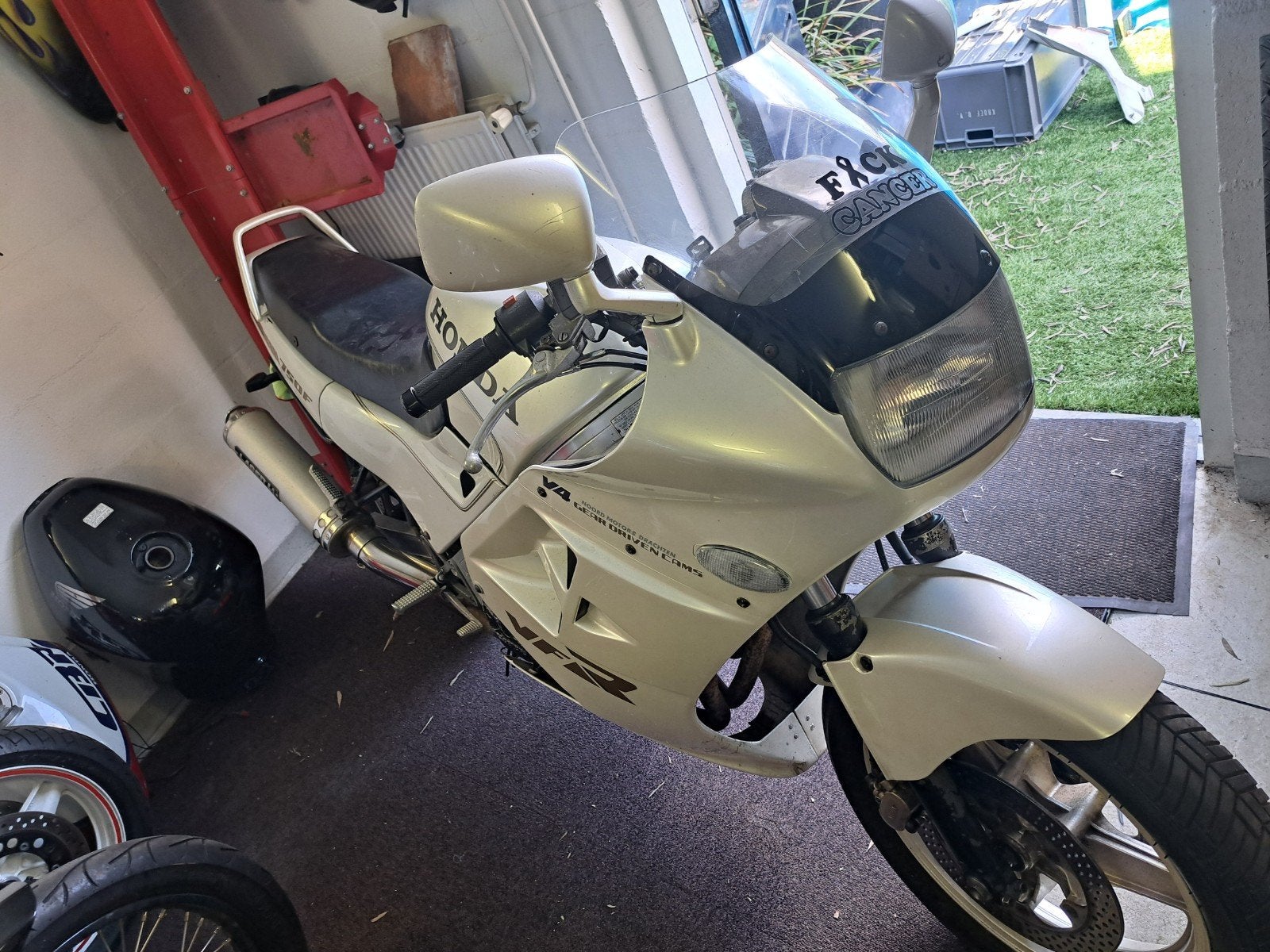 OPRUIMING HONDA CB.GL.VF.VFR.CBR.VT SABRE FIREBLADE VIRAGO, Motoren, Particulier