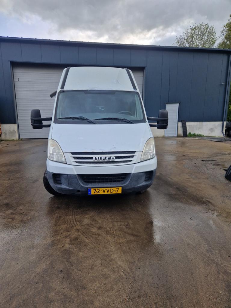 Iveco 2008, Electronic Stability Program (ESP), Iveco, Wit, Origineel Nederlands