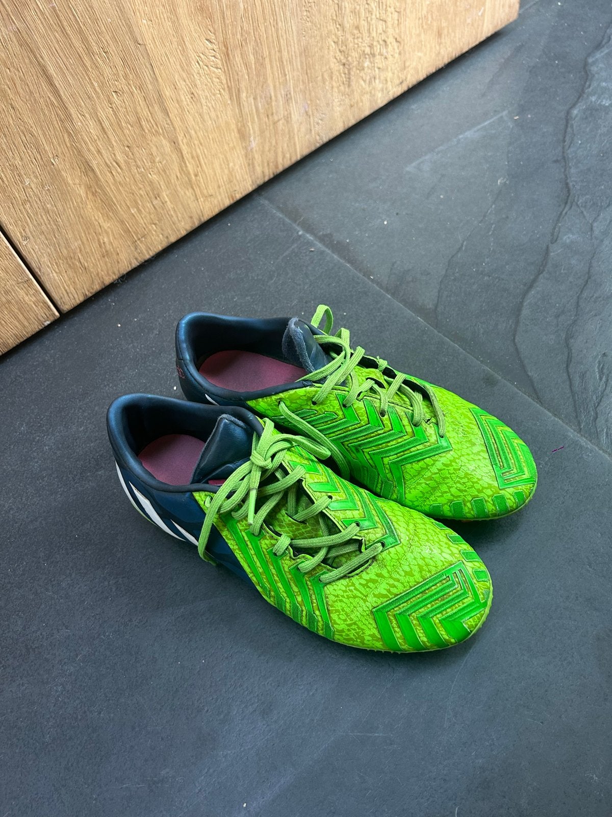 Adidas Predator voetbalschoenen, Maat XS of kleiner, Ophalen of Verzenden, Gebruikt, Schoenen