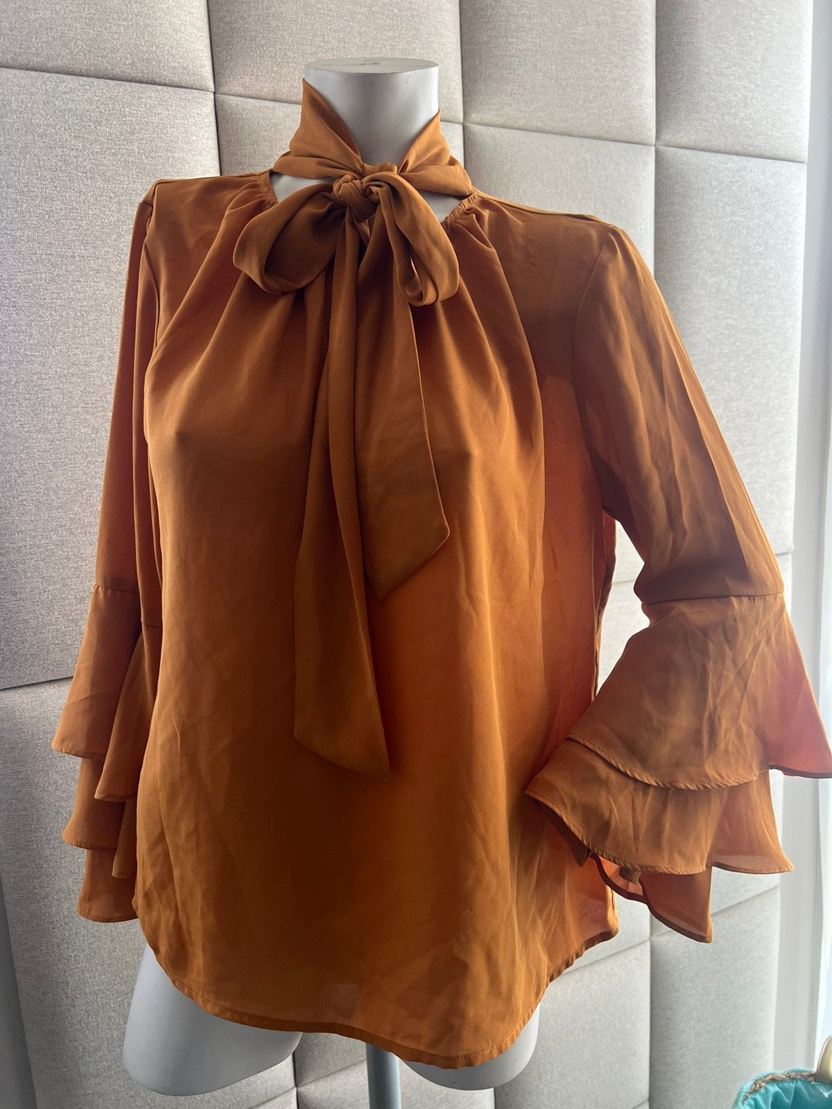 Eva Mendes mooie top/ maat M, Kleding | Dames, Blouses en Tunieken, Verzenden, Zo goed als nieuw, Maat 38/40 (M), Geel
