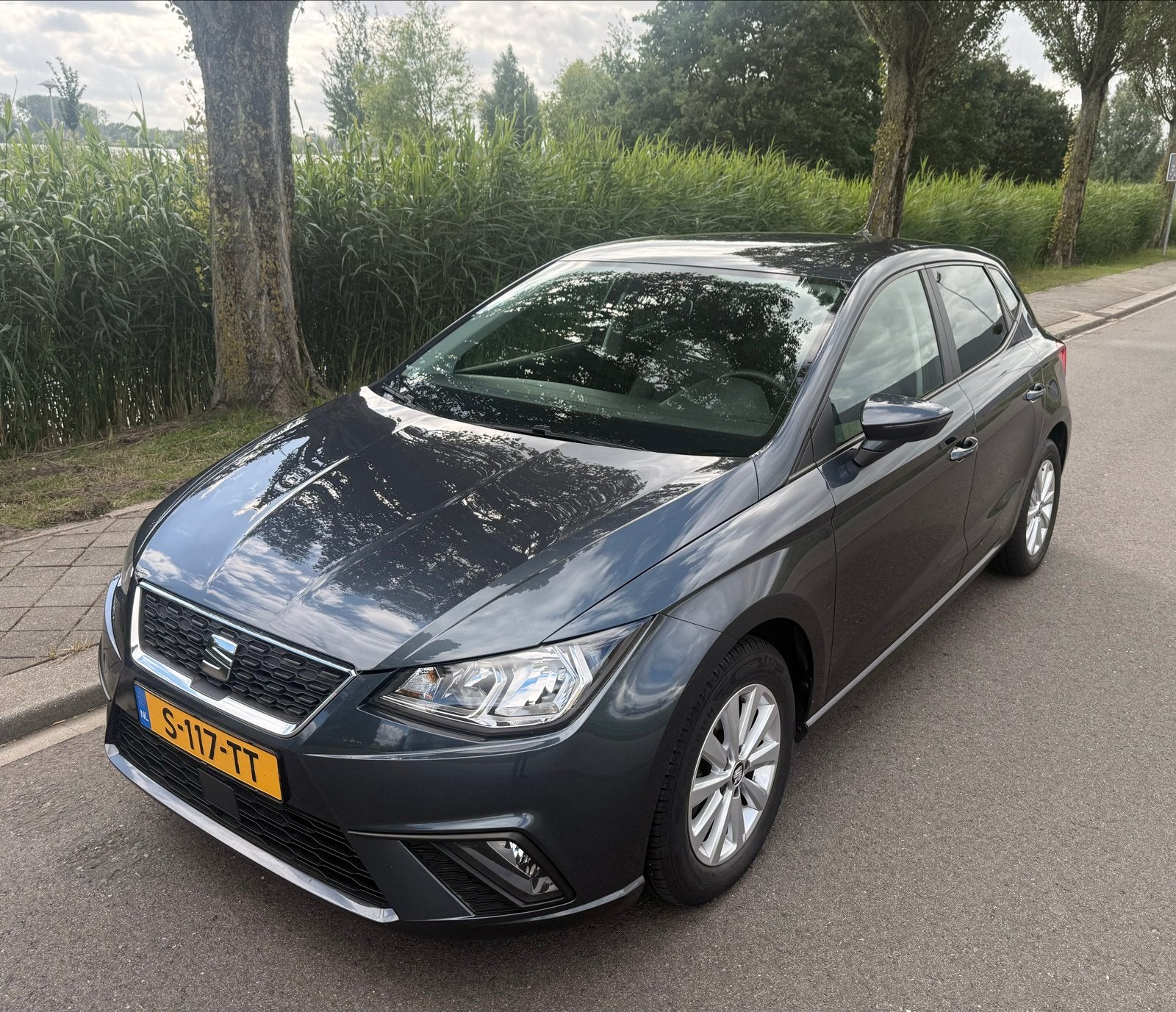SEAT IBIZA 1.0 TSI STYLE BUSINESS INTENSE 116 pk AUT 2020, Auto's, Stof, 580 kg, 116 pk, Grijs