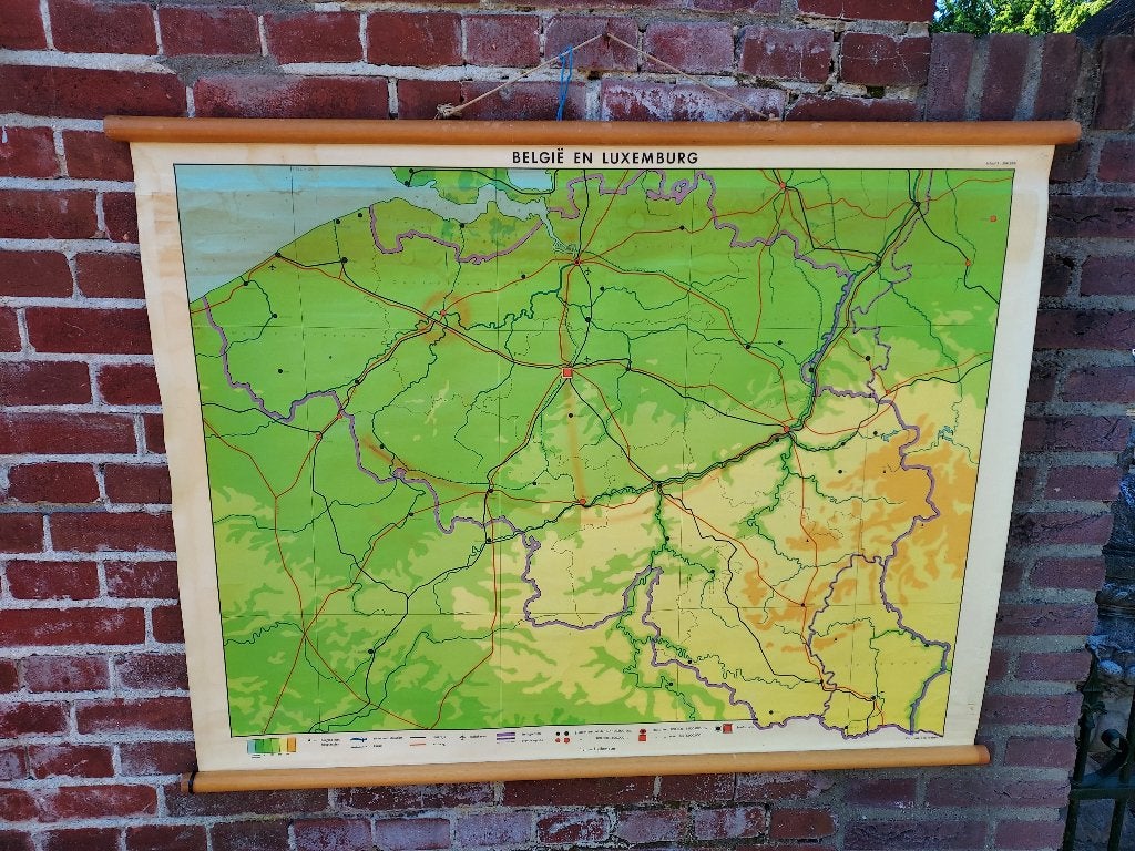 Schoolkaart van België - Luxemburg., Ophalen of Verzenden, Aardrijkskunde