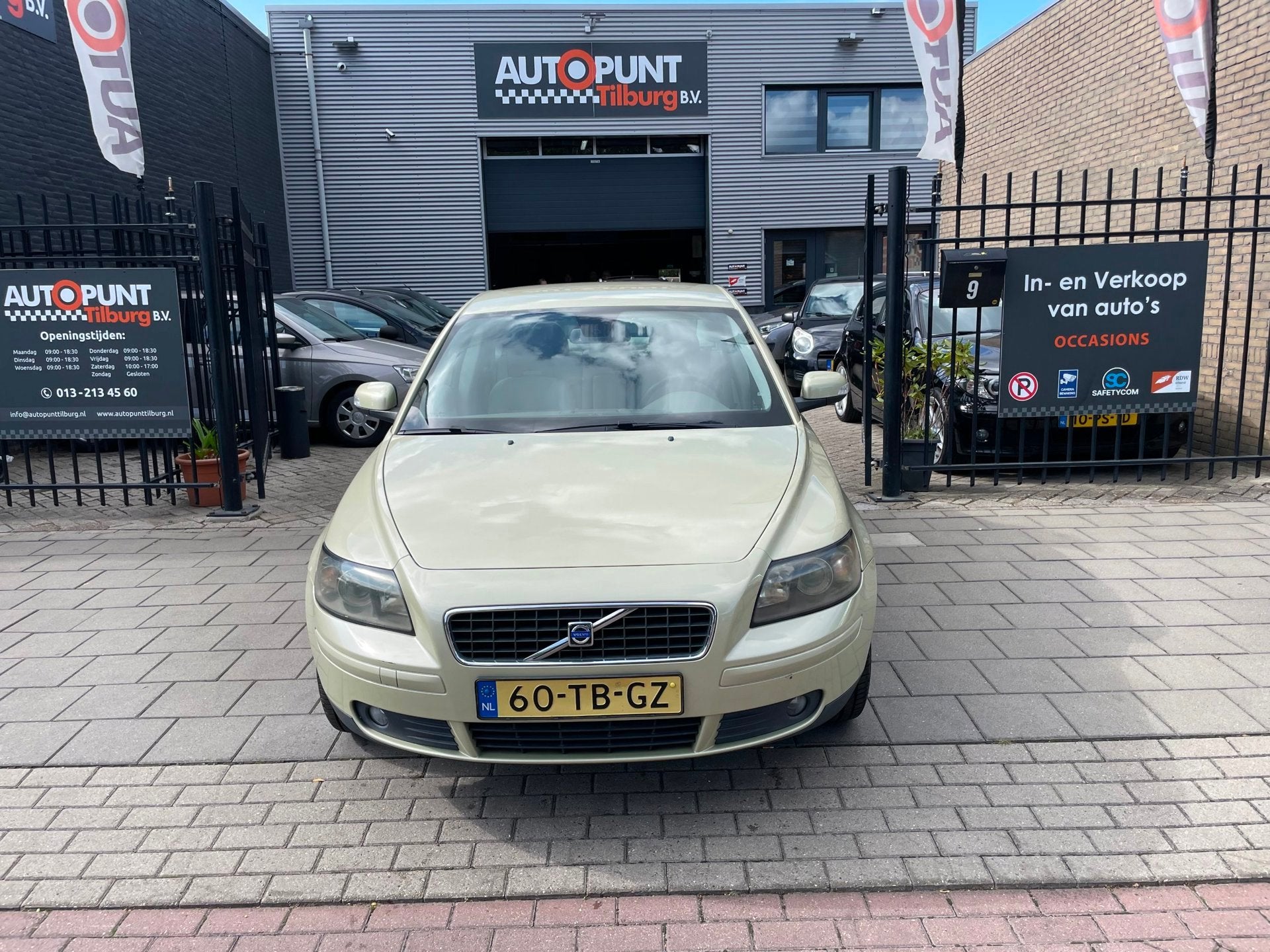 Volvo S40 1.8 Edition II 1e Eigenaar! Airco Navi PDC NAP APK, Voorwielaandrijving, 125 pk, Gebruikt, 4 cilinders