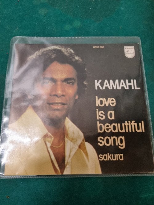 single kamahl love is a, Ophalen of Verzenden