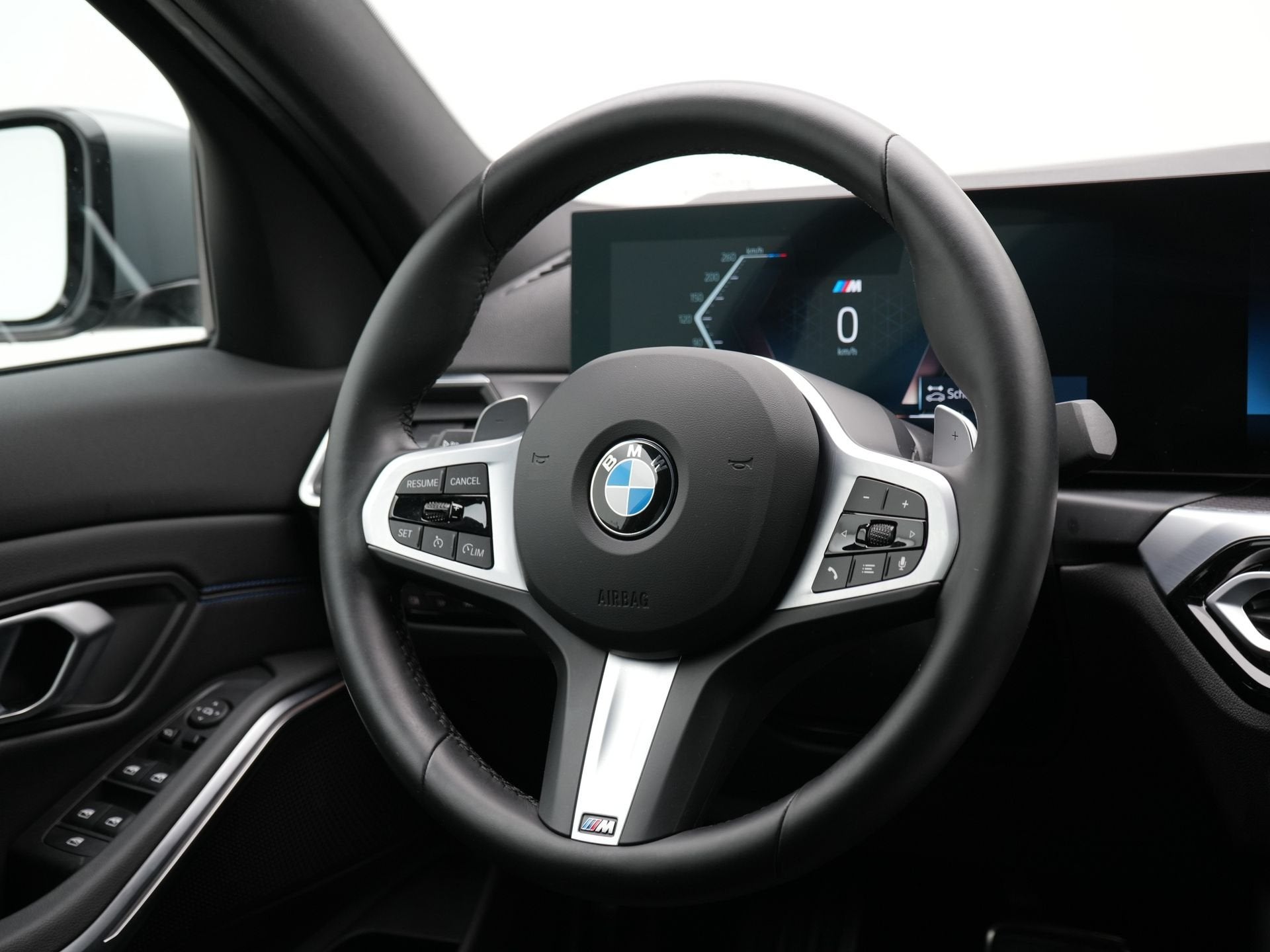 BMW 3 Serie 318i M-Sport (bj 2024, automaat), Auto's, Achterwielaandrijving, Gebruikt, Met garantie (alle), Origineel Nederlands