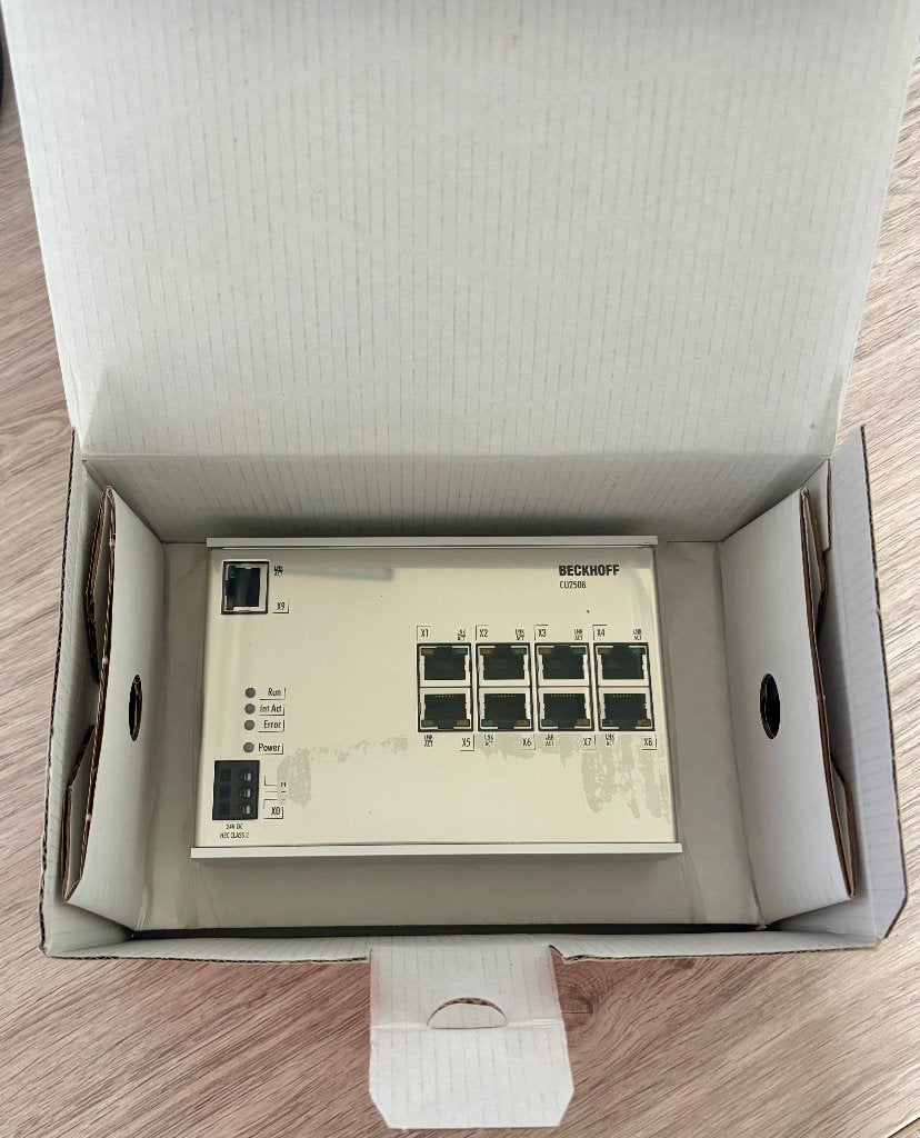 BECKHOFF - CU2508 - 8-port - Port-multiplier, Hobby en Vrije tijd, Elektronica-componenten, Ophalen of Verzenden, Nieuw