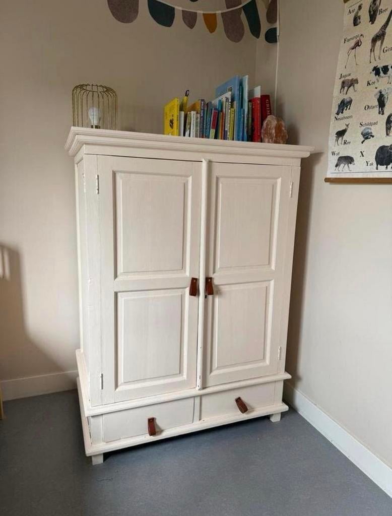 Meidenkast / TV kast / kledingkast kids, Huis en Inrichting, Gebruikt, 100 tot 150 cm, Met lade(s), Overige houtsoorten