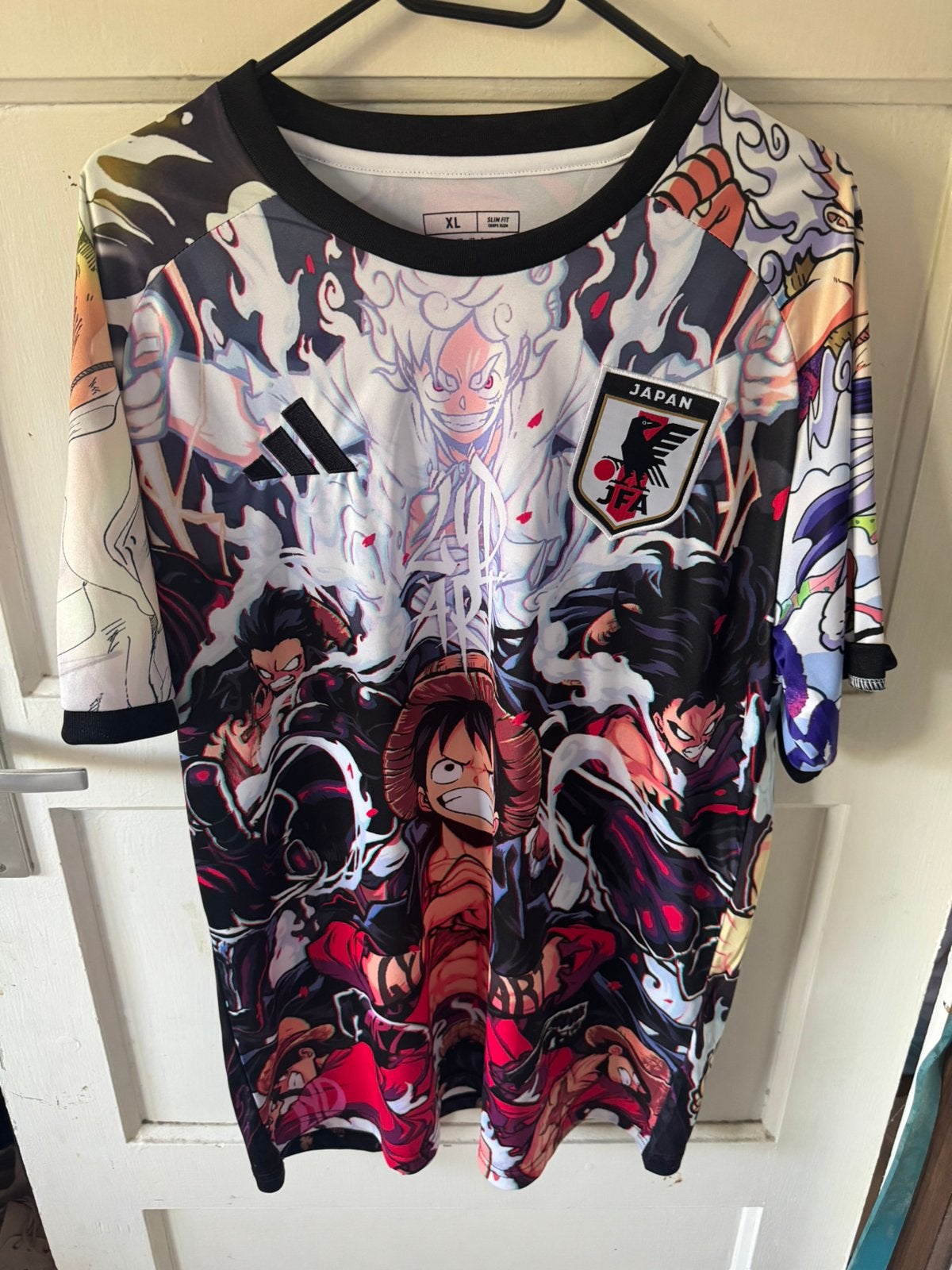 Japan Voetball Shirt - One Piece Luffy, Ophalen of Verzenden, Zo goed als nieuw, Maat 56/58 (XL), Meerkleurig