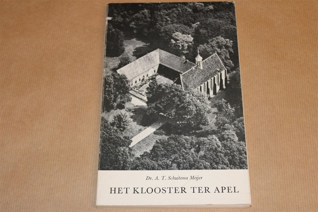 Het Klooster Ter Apel [1966] — Geschiedenis & Bouwkunst, Ophalen of Verzenden, Gelezen