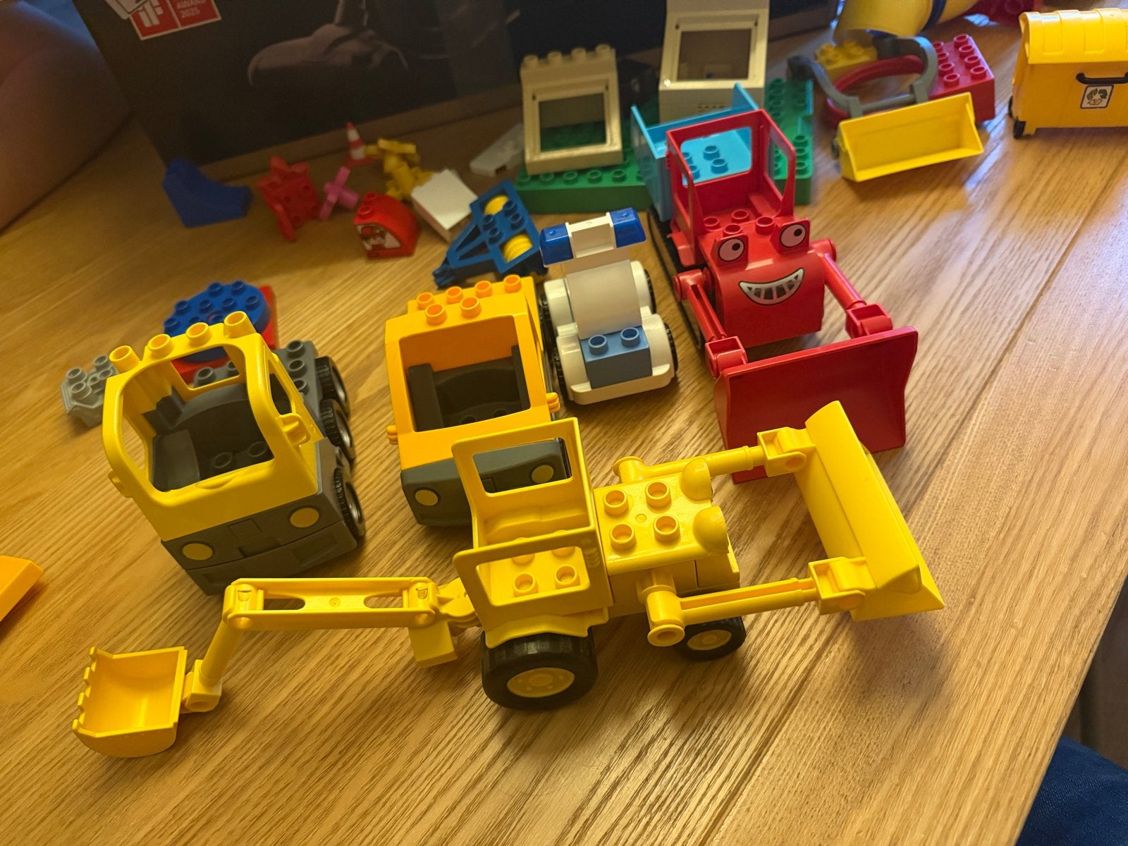 Duplo collectie met voertuigen en figuren, Gebruikt, Ophalen of Verzenden, Duplo, Inclusief accessoires