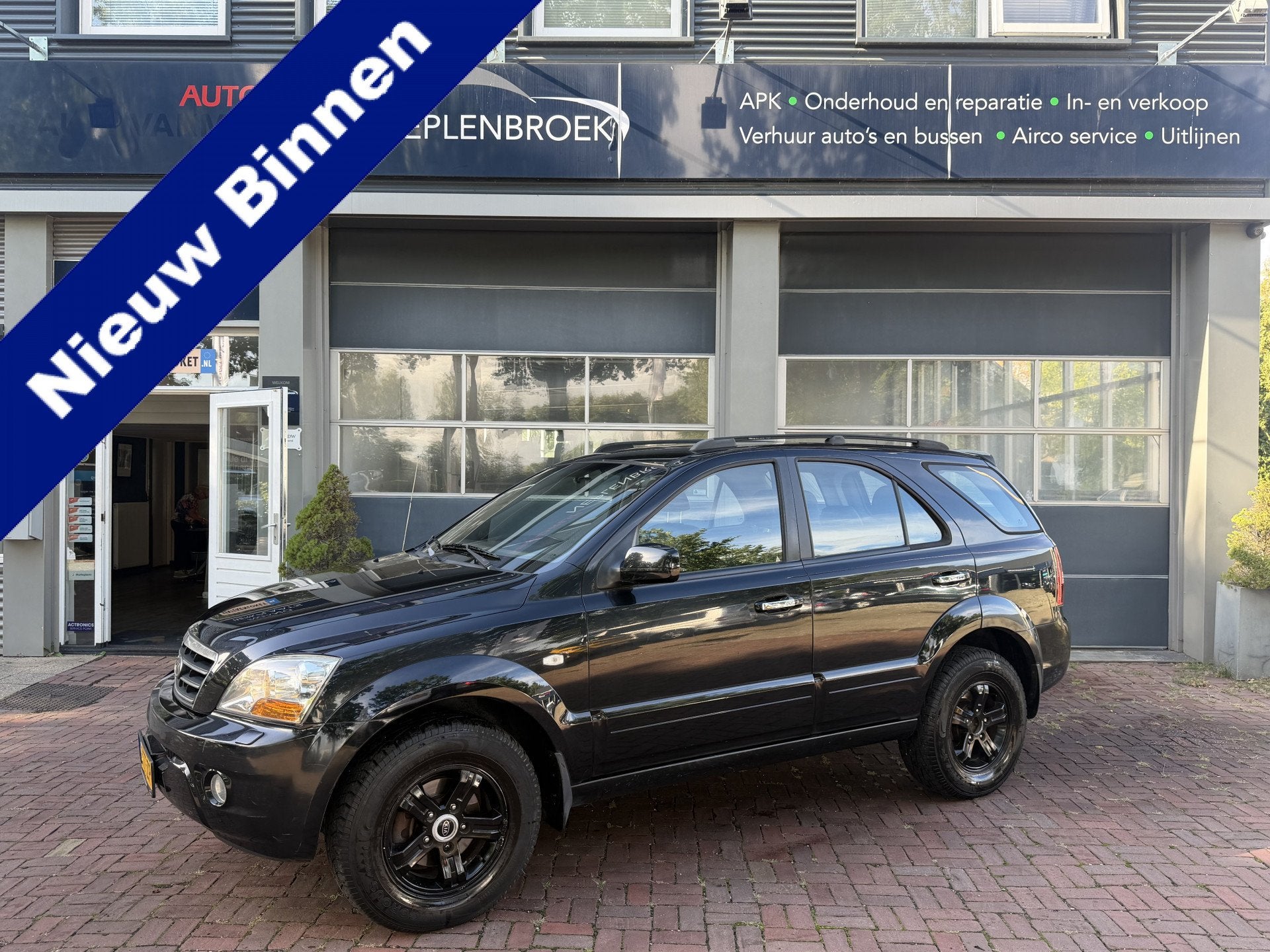 Kia Sorento 3.3 V6 X-clusive fulltime 4wd Bj 2007 4x4 3500kg, Auto's, Automaat, Dealer onderhouden, Gebruikt, Zwart