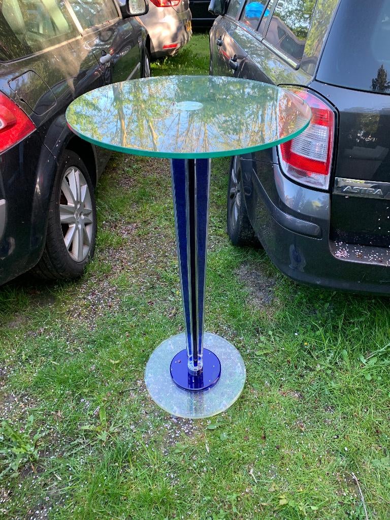 2 STUKS UNIEKE DESIGN GLAZEN TAFELS MET BLAUW GLAS, NIEUW, NIEUW, Nieuw, Ophalen of Verzenden