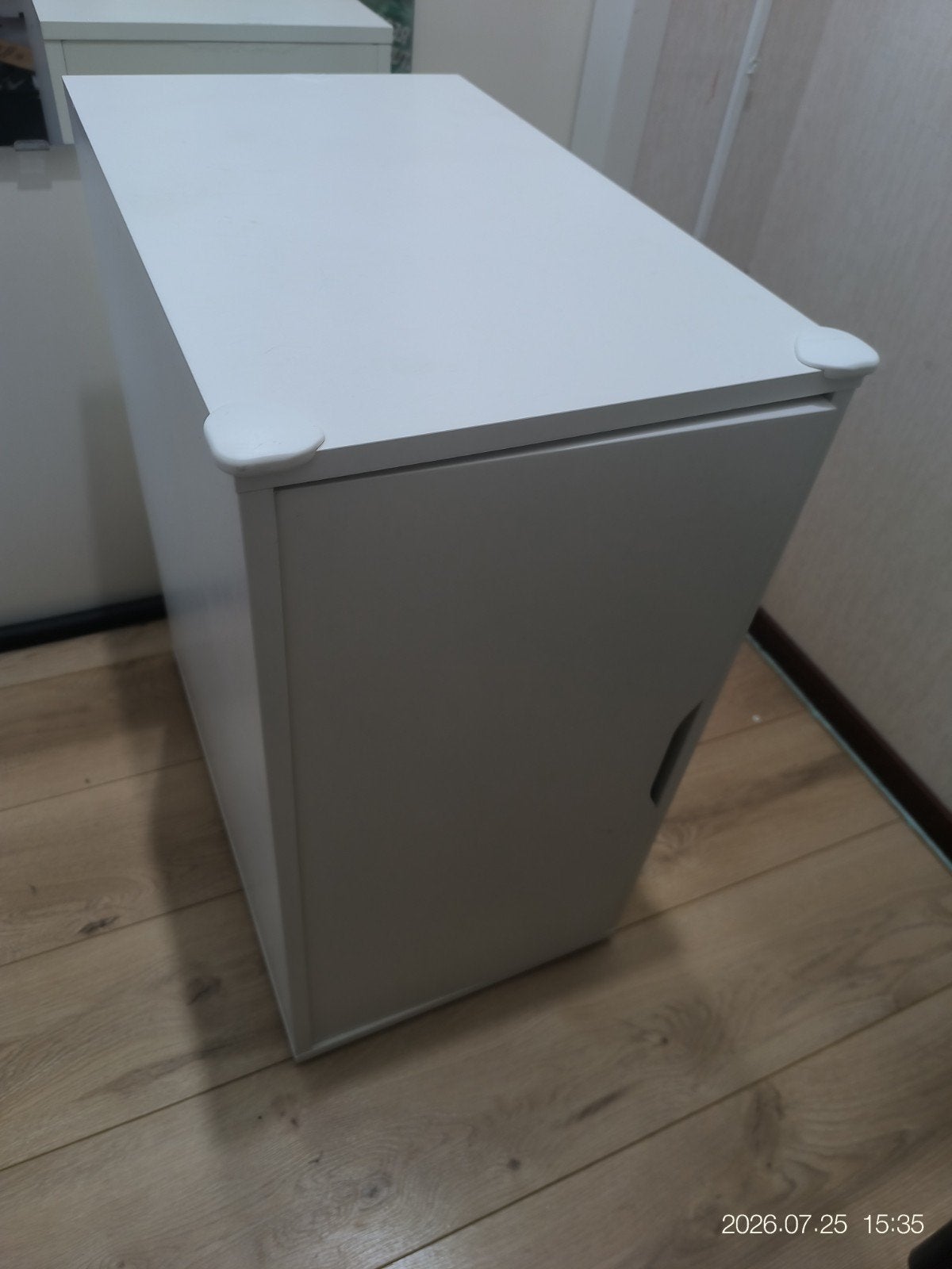 IKEA wit kastje met deur en verstelbare planken, Ophalen, Gebruikt