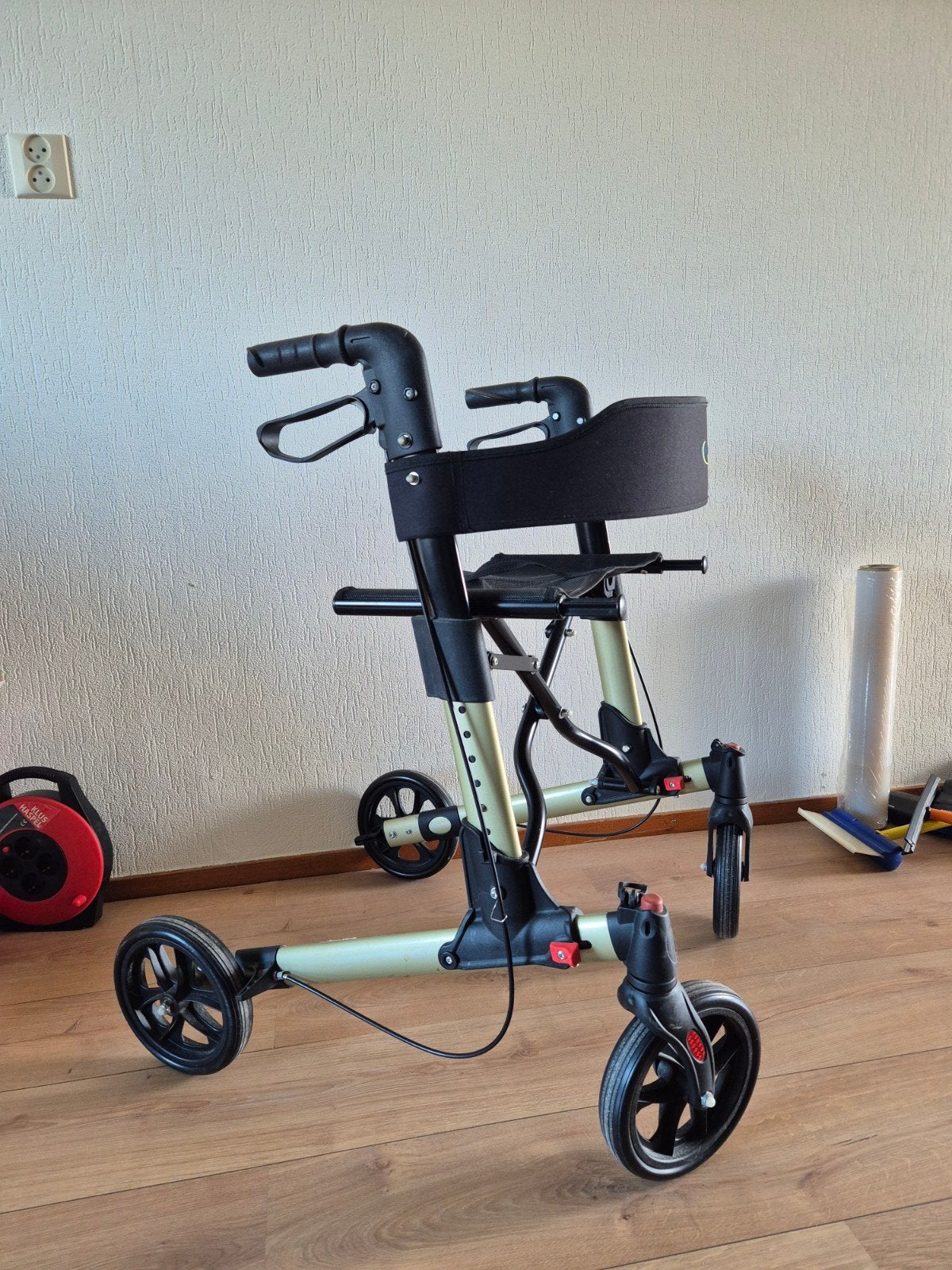 Rollator, Ophalen, Opvouwbaar, Zo goed als nieuw