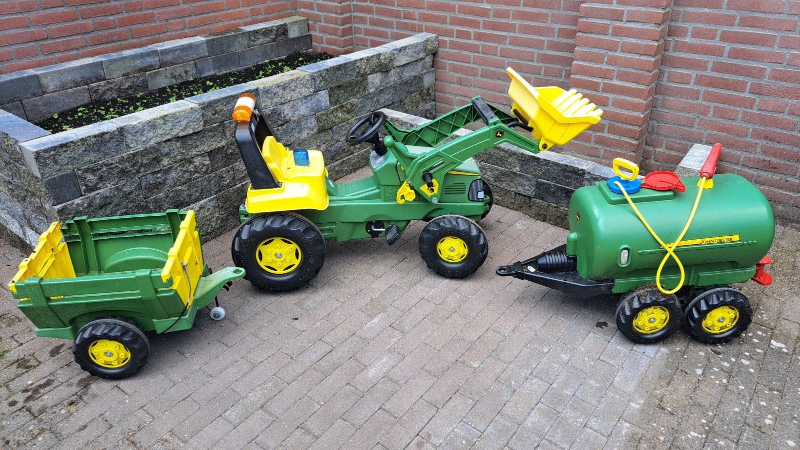 Rollytoys John Deere traptraktor met 2 aanhangers en sirene, Ophalen, Gebruikt, Trapvoertuig