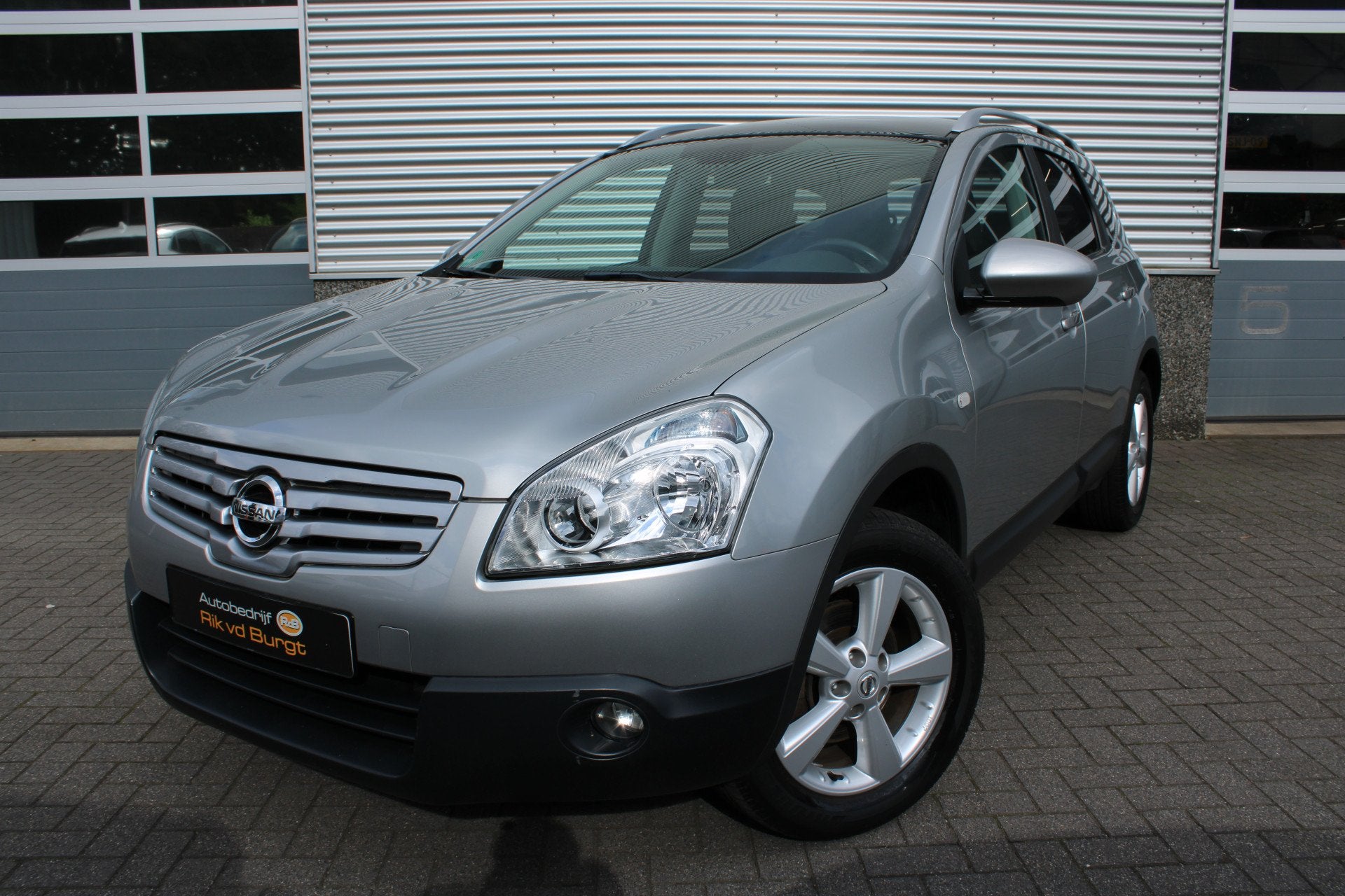 Nissan QASHQAI+2 1.6 Connect Edition, panorama dak, trekhaak, Auto's, Voorwielaandrijving, Dealer onderhouden, Stof, Gebruikt