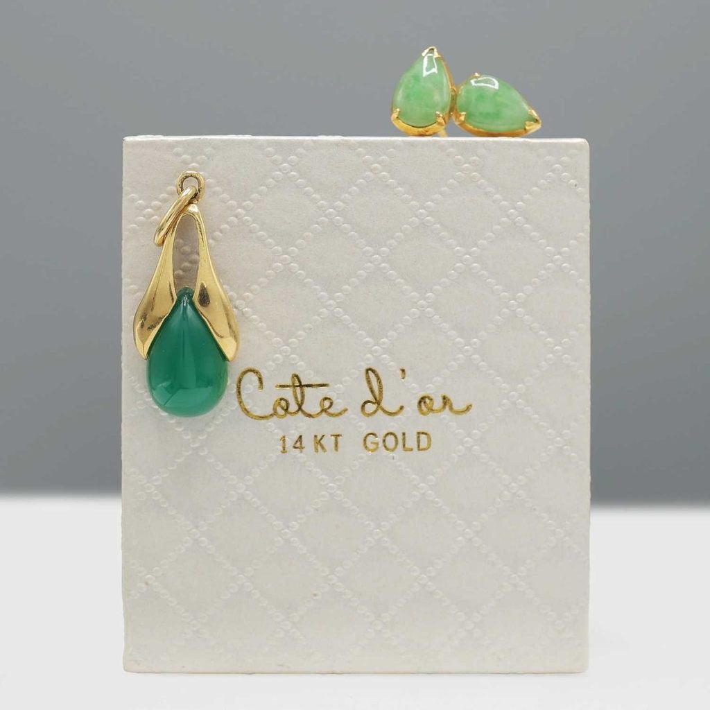 18k karaat gouden jade hanger + 9k gouden jade oorbellen, Ophalen of Verzenden, Goud, Hanger, Met edelsteen