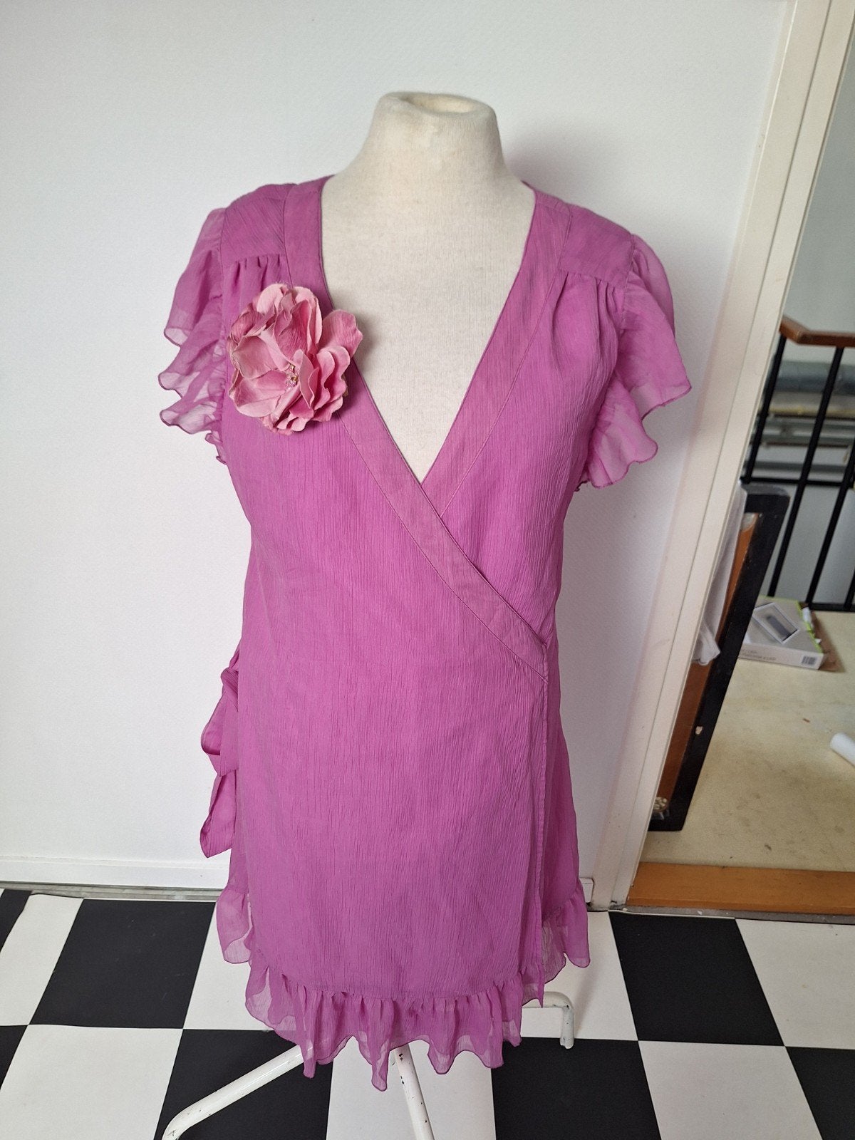 Soaked in Luxury Roze Overgooier Jurk Maat M, Kleding | Dames, Jurken, Maat 38/40 (M), Soaked in Luxury, Ophalen of Verzenden