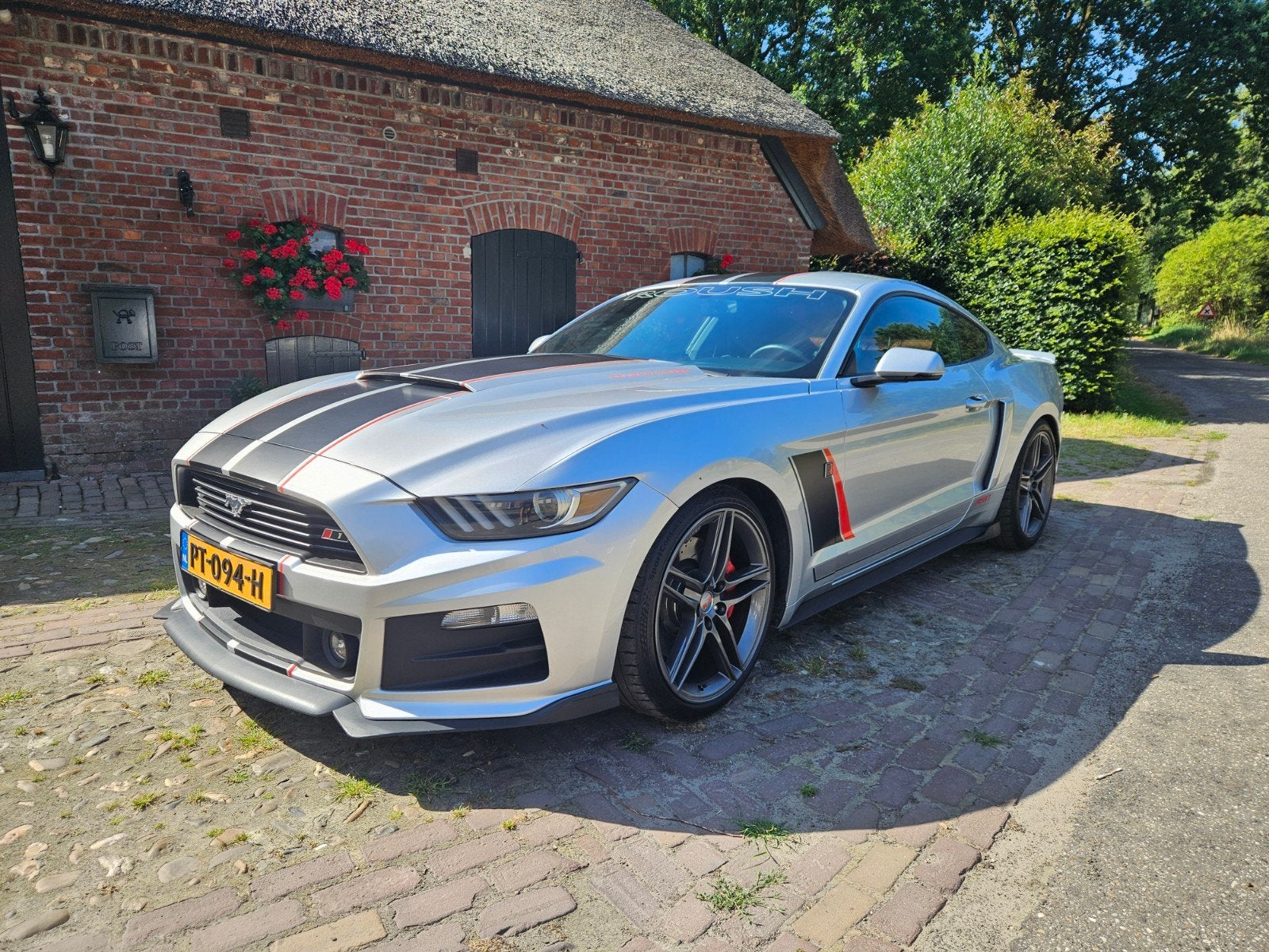 Ford Mustang ROUSH uniek!! nieuwstaat!! Full option!!, Auto's, Achterwielaandrijving, 4 cilinders, 4 stoelen, 2261 cc