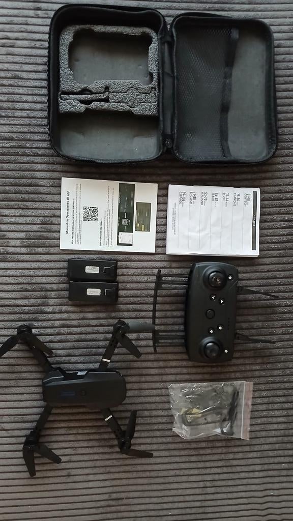 Beschrijving, alles doet het, Ophalen of Verzenden, Zo goed als nieuw, Met 1 controller, Switch Original