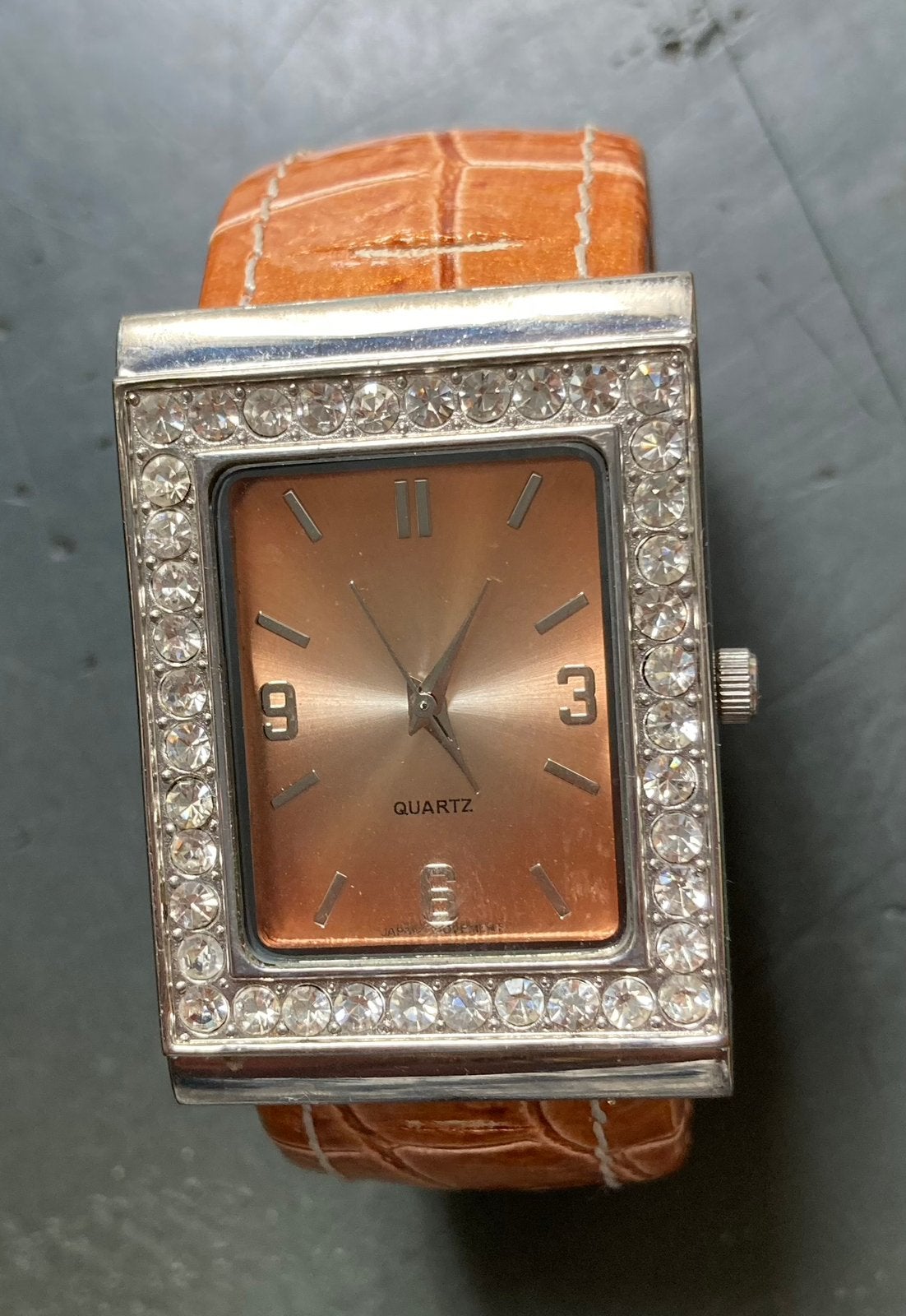 Horloge wel oud, geen antiek... maar RETRO, Verzamelen, Verzenden, Overige typen