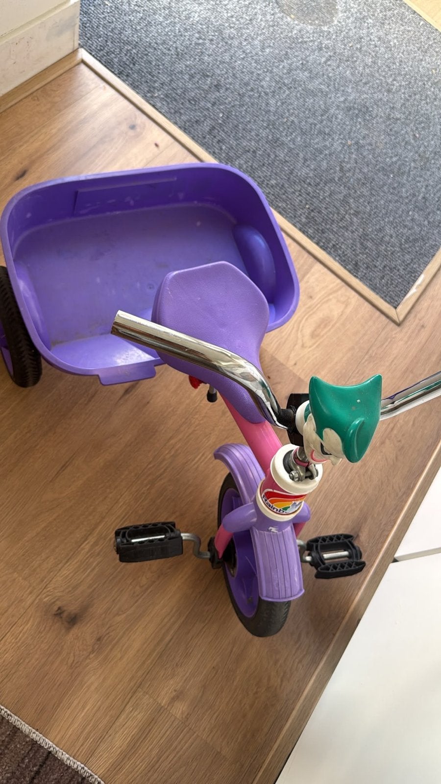 Leuke paarse kinderfiets/driewieler met bakje, Ophalen, Gebruikt, Terugtraprem