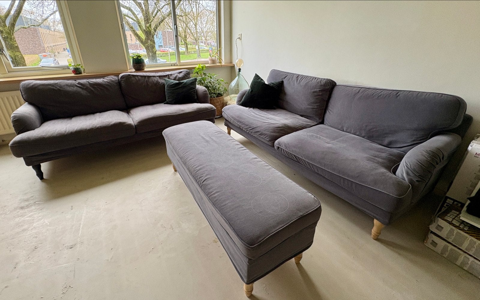 Ikea Stocksund 2 x 3 zitsbank en een voetenbank, Ophalen, Gebruikt, Tweepersoons, 75 tot 100 cm