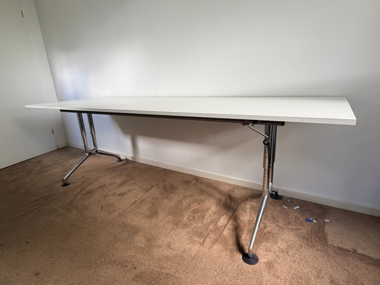 Bureau Vitra in hoogte verstelbaar, Huis en Inrichting, Ophalen, Overige typen, Gebruikt, Metaal