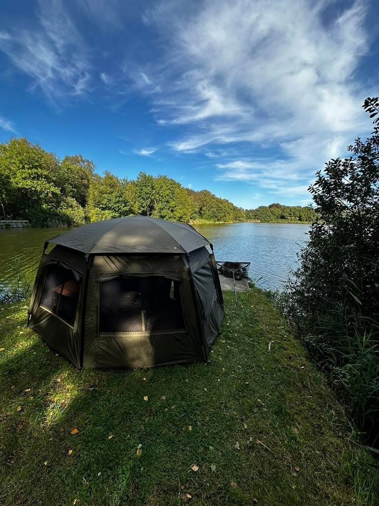 Trakker Tempest RS 100 + Skull Cap, Watersport en Boten, Hengelsport | Karpervissen, Zo goed als nieuw, Overige typen, Ophalen