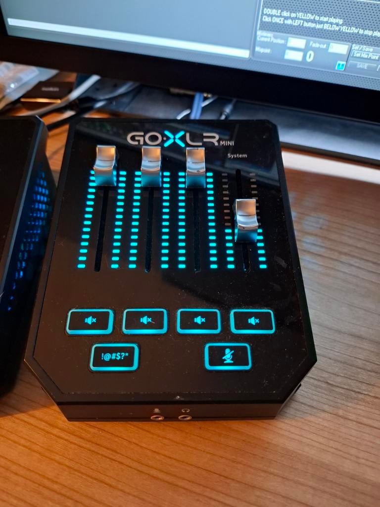 GOXLR Mini Mixer voor Streaming en Gaming, Ophalen, Zo goed als nieuw, Minder dan 5 kanalen, Microfooningang