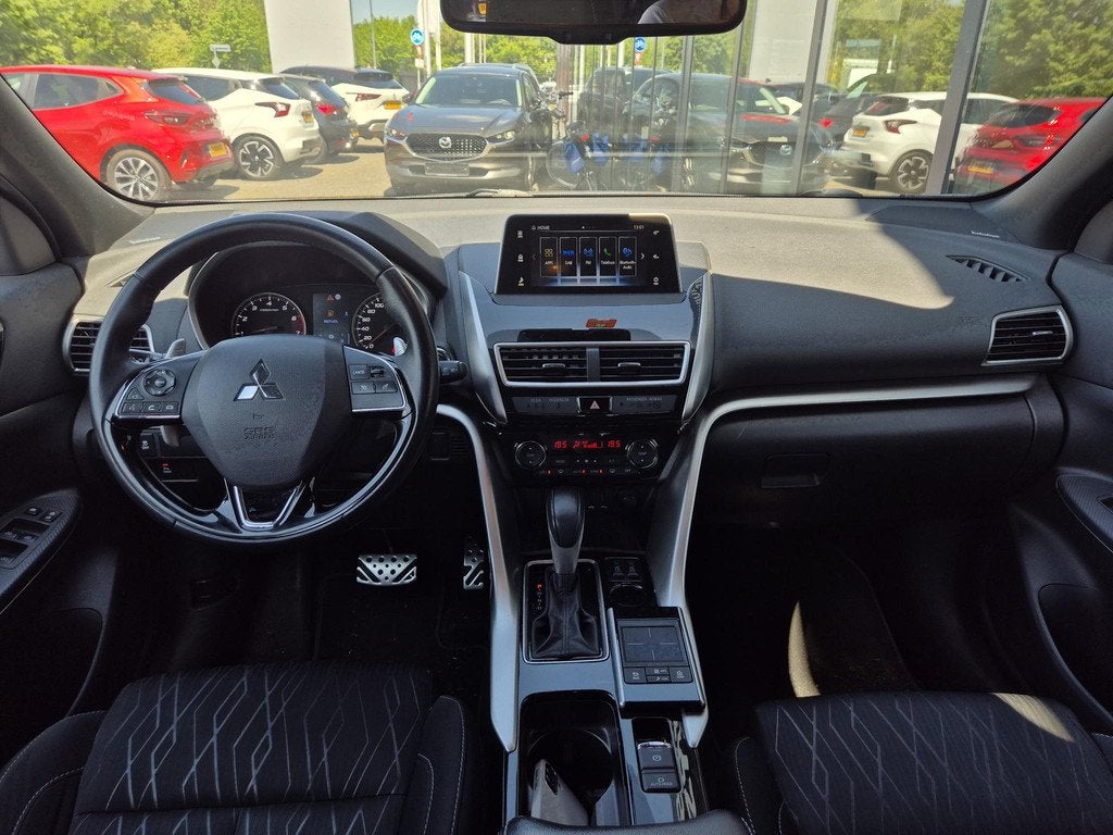 Mitsubishi Eclipse Cross 1.5 DI-T Black Edition | Trekhaak |, Auto's, Mitsubishi, Stof, 4 cilinders, Met garantie (alle), 163 pk