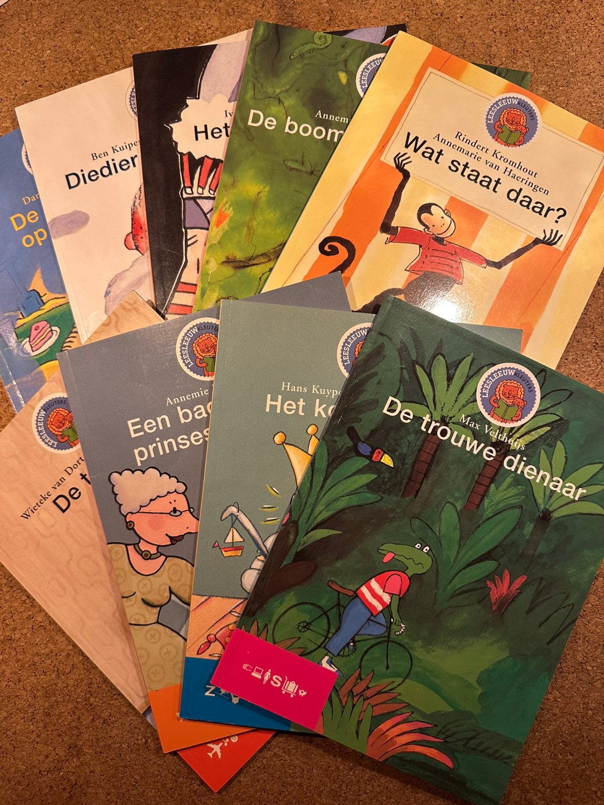 9 Boeken van de Leesleeuw Kleuters, Ophalen, Zo goed als nieuw