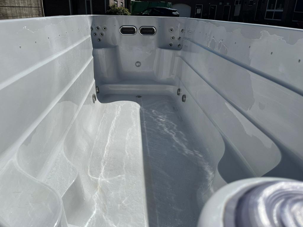 Demo nieuwe diepe Passion Zwemspa Vancouver 6 Mtr. Antraciet, Tuin en Terras, Ophalen, Zo goed als nieuw, Filter
