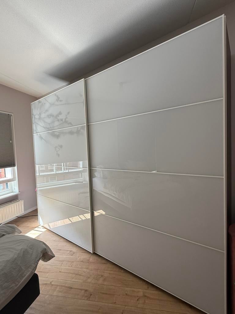 IKEA Pax kast 3 meter breed met schuifdeuren in goede staat, PAX, 200 cm of meer, Glas, Zo goed als nieuw