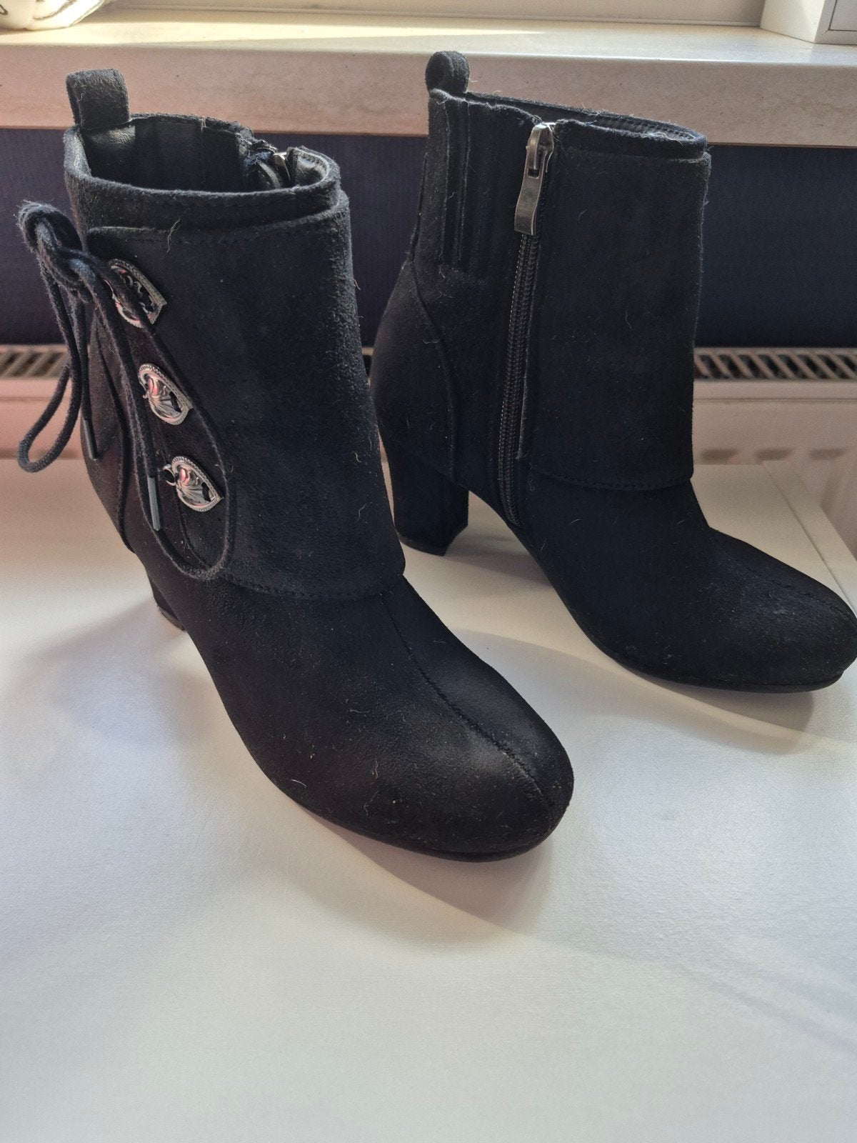 Laarsjes maat 36, Kleding | Dames, Ophalen of Verzenden, Zo goed als nieuw, Zwart
