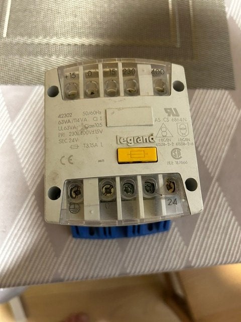 Legrand Besturingstransformator 42302 - 63VA - 230V/400V-24V, Ophalen of Verzenden, Zo goed als nieuw, Overige typen