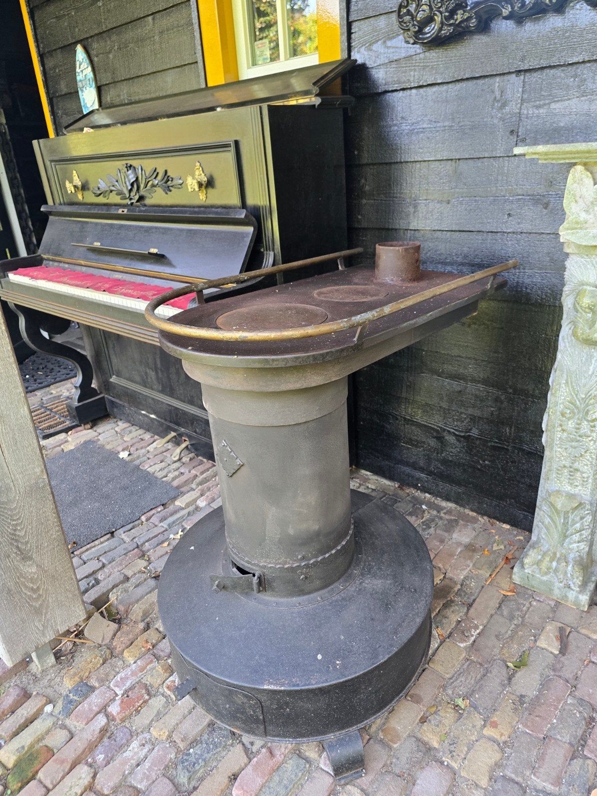 Antieke plattebuiskachel - Vuurhaard nog puntgaaf, Gebruikt, Vrijstaand, Hout, Plattebuiskachel