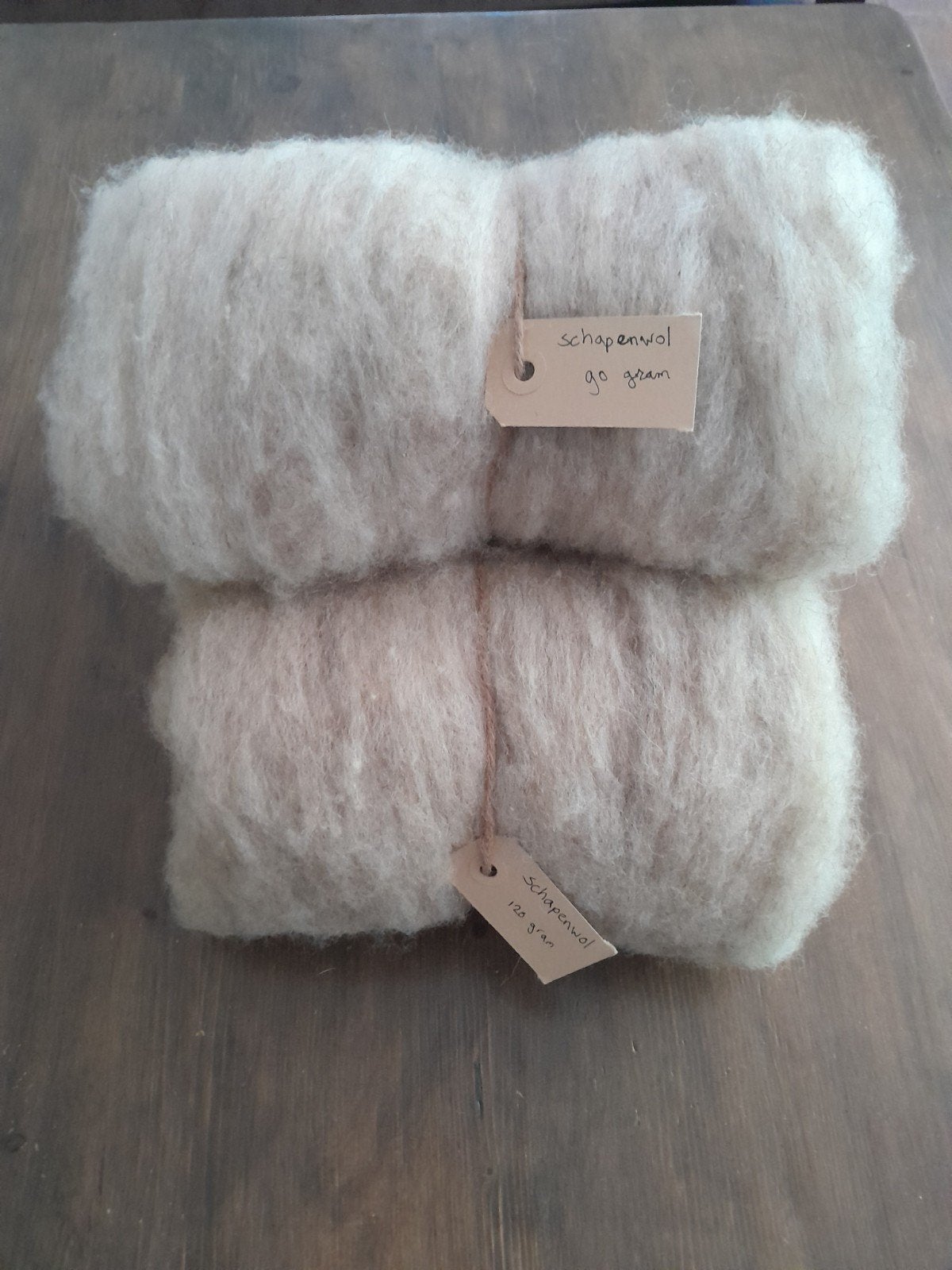 Gekaarde schapen- en alpacawol, Hobby en Vrije tijd, Spinnewielen en Spinnen, Ophalen of Verzenden, Spinwol