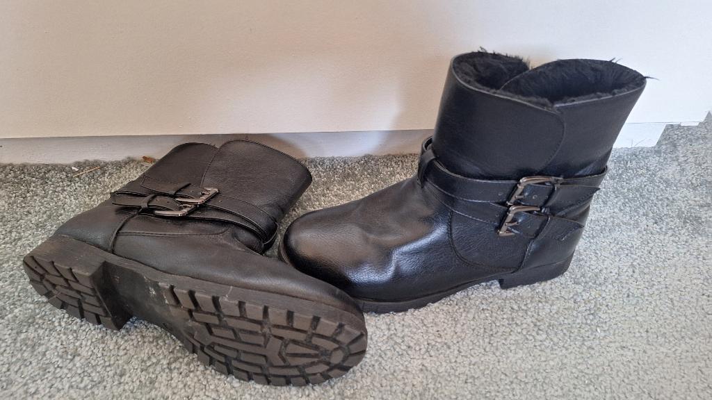 Schoenen: New Look zwarte gevoerde laarzen, maat 39, New Look, Zwart, Lage of Enkellaarzen, Ophalen of Verzenden