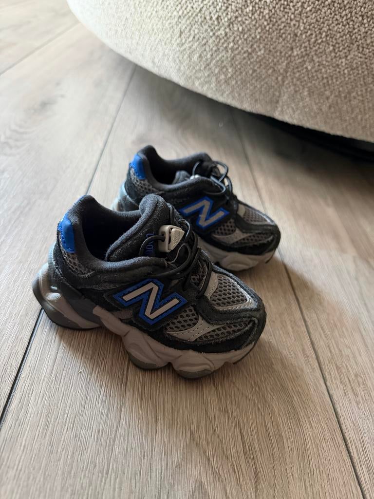 New Balance kinderschoenen maat 21, Kinderen en Baby's, Ophalen, Zo goed als nieuw, Jongen of Meisje, Sportschoenen