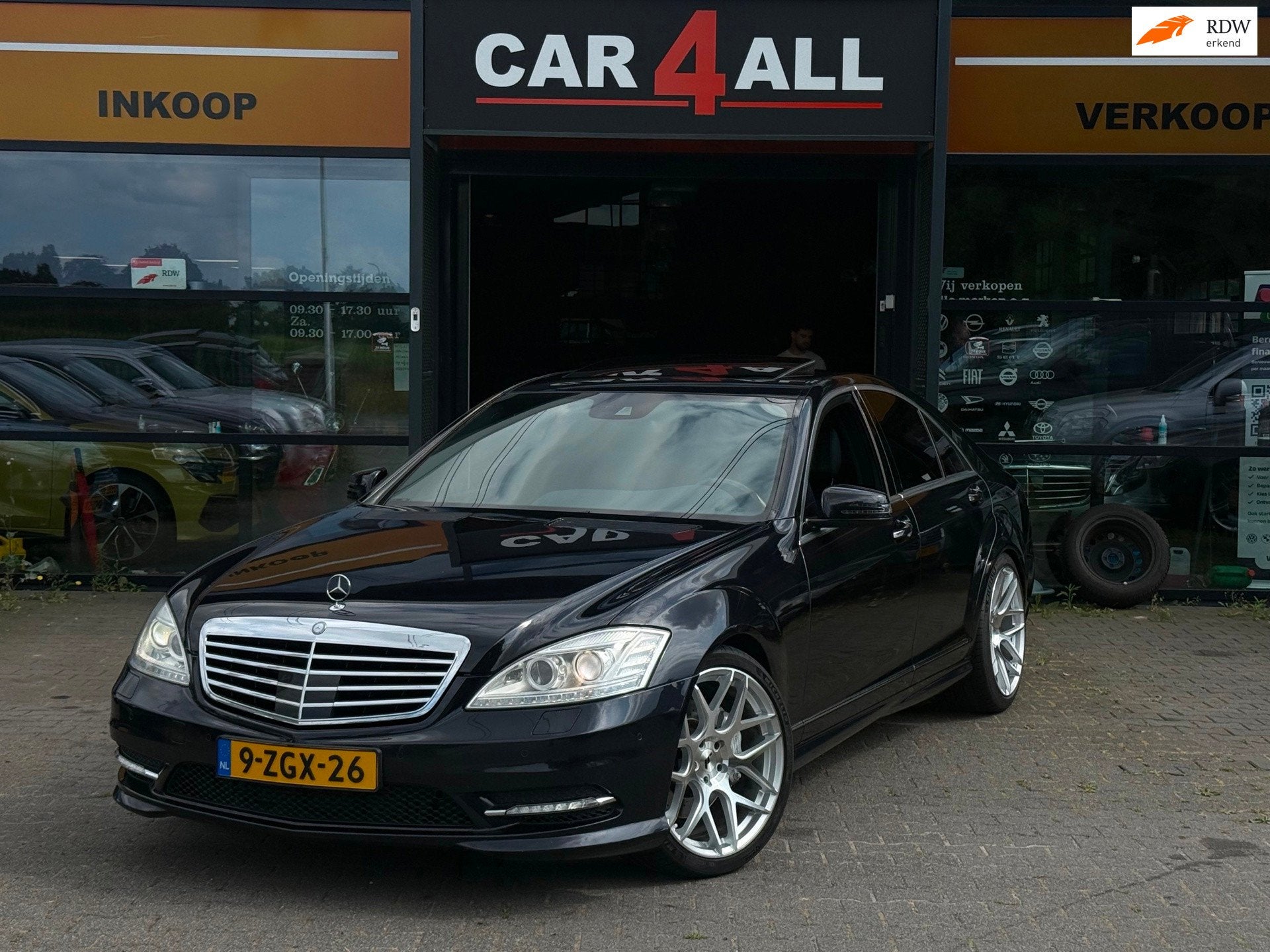 Mercedes-Benz S-klasse 350 CDI 4-Matic Prestige Plus 20INCH/, Auto's, Euro 5, Gebruikt, Zwart, 241 €/maand
