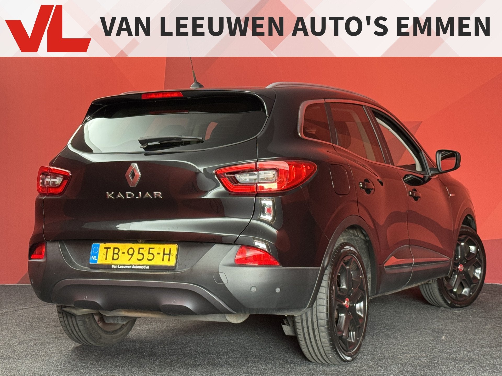 Renault Kadjar 1.2 TCe Bose | Automaat | Trekhaak | Navi, Auto's, Kadjar, Gebruikt, 4 cilinders, Zwart