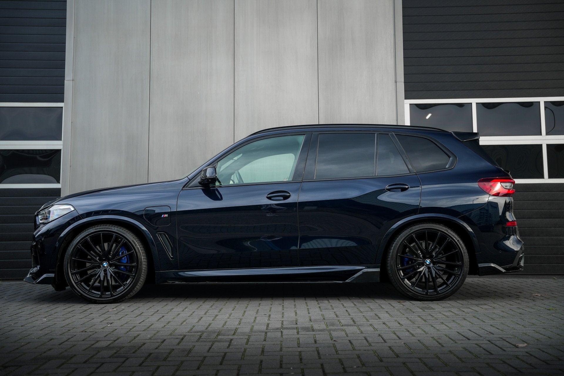 BMW X5 xDrive45e 394 pk High Executive M-Sport /Pano-Dak /Ni, Auto's, Gebruikt, 394 pk, Zwart, Leder